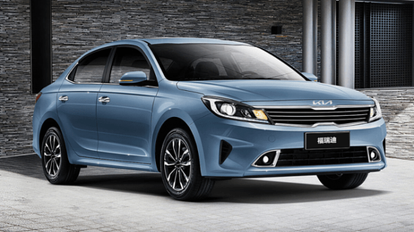 Автодилер поделился новой тенденцией на авторынке России в 2023 году