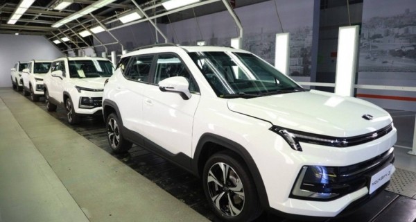 Автомобили "Москвич" единственные из всех предлагаемых в России автомобилей, подорожавшие в июне Автомобили "Москвич" единственные из всех предлагаемых в России автомобилей, подорожавшие в июне