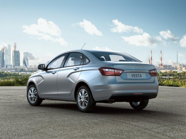 АвтоВАЗ выпускает LADA Vesta NG без фар и бамперов в июле 2023 года
