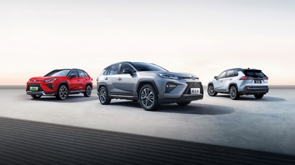 На рынке РФ появился новый кроссовер Toyota дешевле 4 млн рублей На рынке РФ появился новый кроссовер Toyota дешевле 4 млн рублей