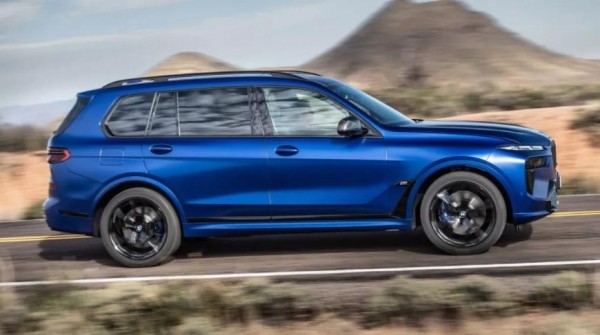 BMW X5, X6, X7 и XM отзывают из-за дефектных подушек безопасности