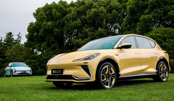 Дайджест дня: Нива стала тише, возрожденный Bentley Speed Six и другие события индустрии Дайджест дня: Нива стала тише, возрожденный Bentley Speed Six и другие события индустрии