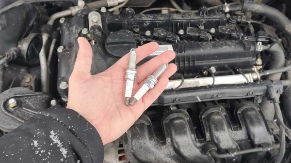 Дефицит автомобильных комплектующих в РФ сохраняется