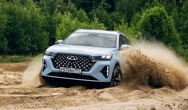 Chery Tiggo 7 в России: теперь с полным приводом Chery Tiggo 7 в России: теперь с полным приводом