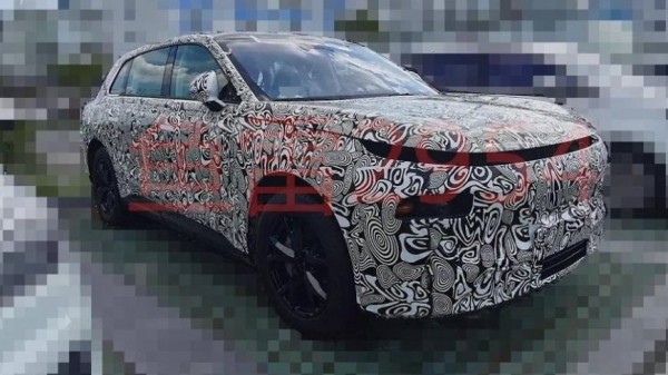 Электрический кроссовер Exeed Exlantix ET заметили во время дорожных испытаний Электрический кроссовер Exeed Exlantix ET заметили во время дорожных испытаний
