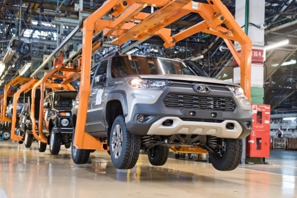 Глава РОАД: часть внедорожников LADA Niva Travel пришлось снять с продажи из-за проблем с бамперами Глава РОАД: часть внедорожников LADA Niva Travel пришлось снять с продажи из-за проблем с бамперами