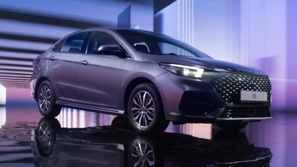 Кроссовер Omoda C5 и седан Omoda S5 подорожали в РФ на 50 000 рублей в июле 2023 года Кроссовер Omoda C5 и седан Omoda S5 подорожали в РФ на 50 000 рублей в июле 2023 года