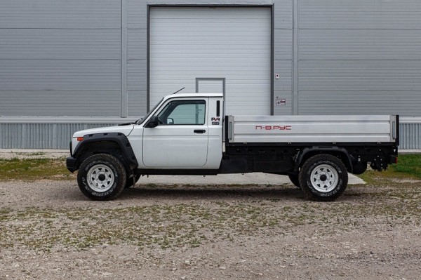 В России объявили старт продаж коммерческих грузовиков и тягачей на основе автомашин марки LADA