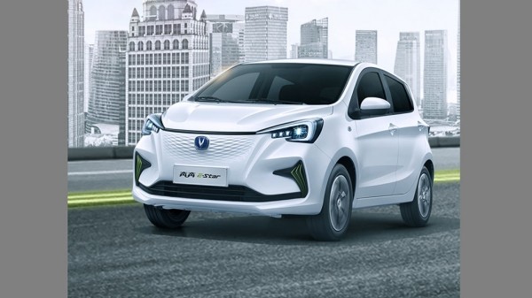 В России объявлен старт продаж Changan BenBen E-Star за минимальные 1,9 млн рублей В России объявлен старт продаж Changan BenBen E-Star за минимальные 1,9 млн рублей