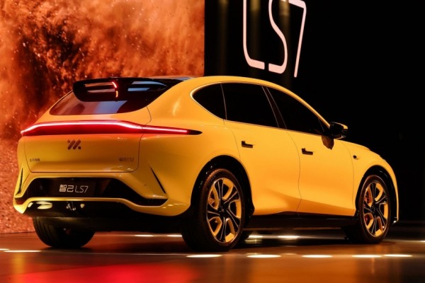 В России стал доступен китайский премиальный электрокар IM LS7 с передовыми технологиями В России стал доступен китайский премиальный электрокар IM LS7 с передовыми технологиями