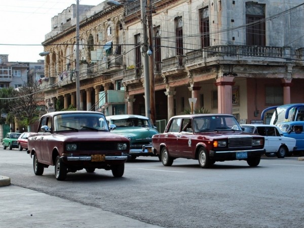 Ведутся переговоры о поставках российских автомашин на Кубу
