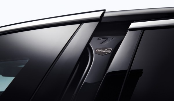 Новая «семерка» BMW: теперь и броневик (включая электрический i7) Новая «семерка» BMW: теперь и броневик (включая электрический i7)