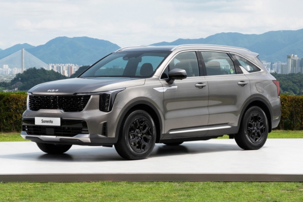 Обновленный кроссовер Kia Sorento сохранил дизель в гамме