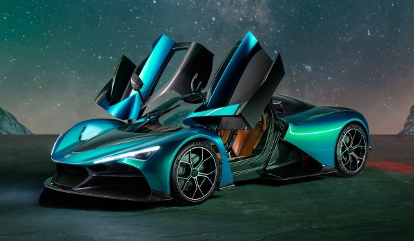Гиперкар Zenvo Aurora с мотором V12 дебютировал в двух версиях Гиперкар Zenvo Aurora с мотором V12 дебютировал в двух версиях