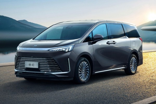 У минивэна Buick Century появилась начальная версия с другим дизайном