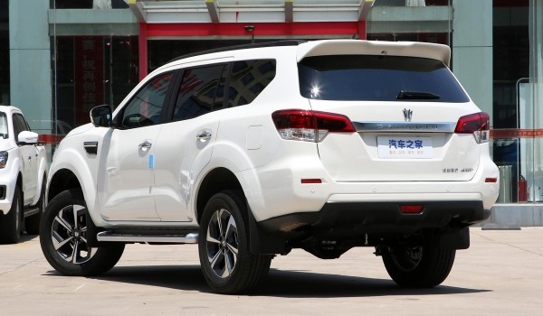 Из внедорожника Nissan Terra сделан новый Dongfeng Paladin Из внедорожника Nissan Terra сделан новый Dongfeng Paladin