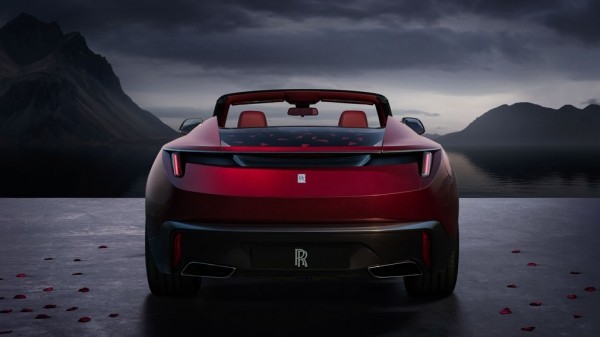 Rolls-Royce представил эксклюзивный кабриолет La Rose Noire Droptail