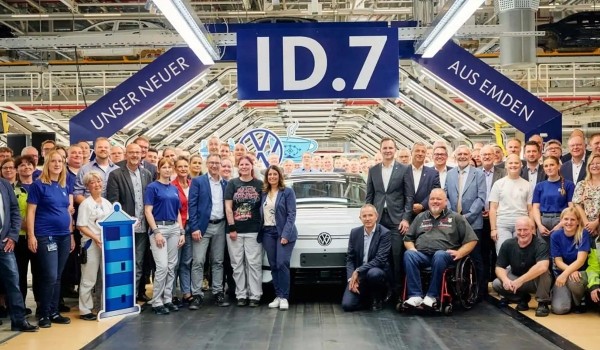 Дайджест дня: обновленный Tiggo 8 Pro Max, планы Москвича и другие события индустрии Дайджест дня: обновленный Tiggo 8 Pro Max, планы Москвича и другие события индустрии