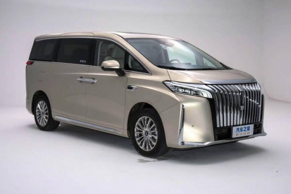 Great Wall выводит на рынок минивэн Wey Alpine