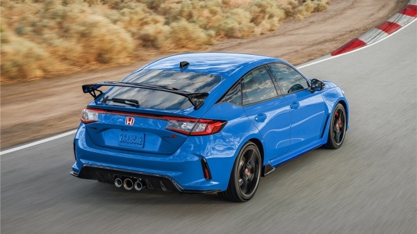 Honda Civic Type R провалила лосиный тест