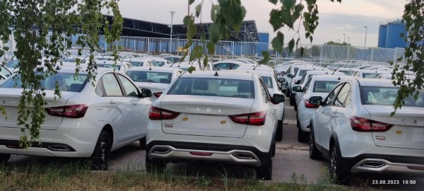 Автоконцерн «АвтоВАЗ» возобновляет полноценное производство LADA Vesta с 28 августа Автоконцерн «АвтоВАЗ» возобновляет полноценное производство LADA Vesta с 28 августа