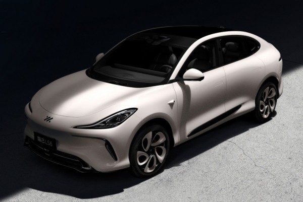 Новый паркетник IM LS6: третья модель и 800 вольт Новый паркетник IM LS6: третья модель и 800 вольт