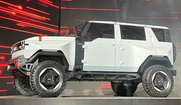 Внедорожник Mahindra Thar.e показал новый стиль