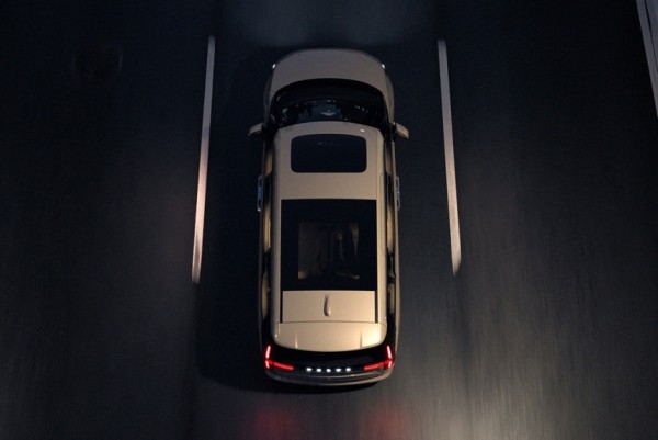 На подходе роскошный минивэн Volvo EM90