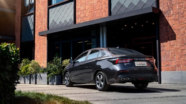 Названа дата дебюта седана Omoda S5 GT в РФ