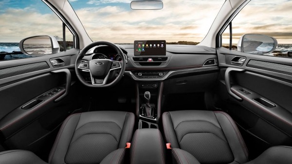 В России начнут продавать новый китайский кроссовер дешевле 2 млн рублей