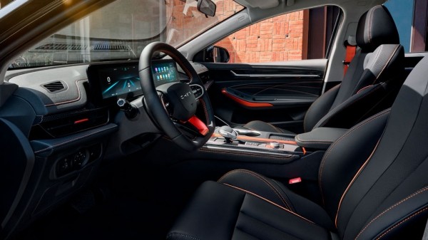 Названа дата дебюта седана Omoda S5 GT в РФ