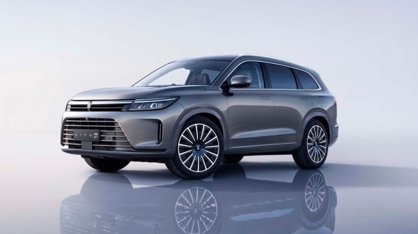 Бывшее подразделение Mercedes-Benz в РФ начало продажи пяти китайских моделей