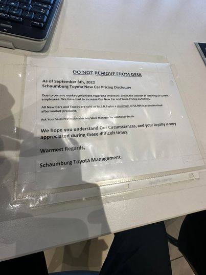 Дилер Toyota признался, что намеренно взимает дополнительные 373 039 руб. за различные опции Дилер Toyota признался, что намеренно взимает дополнительные 373 039 руб. за различные опции