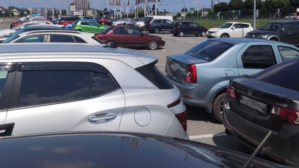 В России повысили утильсбор на ввозимые для перепродажи иномарки В России повысили утильсбор на ввозимые для перепродажи иномарки