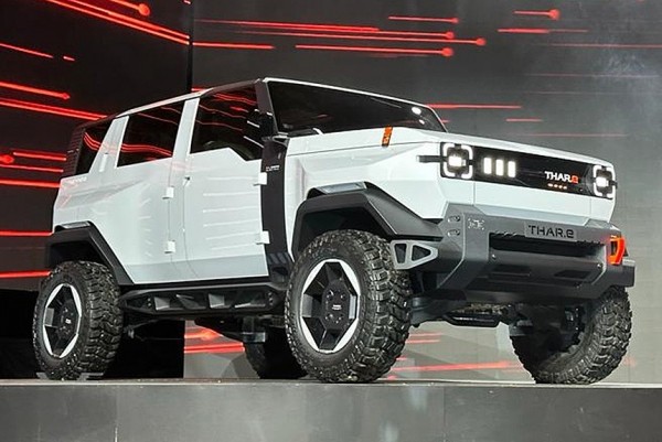 Внедорожник Mahindra Thar.e показал новый стиль