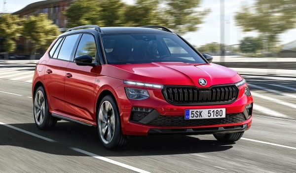 Обновлены хэтчбек Skoda Scala и паркетник Skoda Kamiq Обновлены хэтчбек Skoda Scala и паркетник Skoda Kamiq