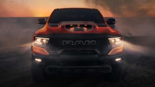 Компания Ram начинает продажи прощальной версии пикапа Ram 1500 TRX 