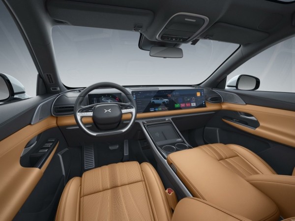 Компания Xpeng готовится выпустить обновленный кроссовер G9 в IV квартале 2023 года