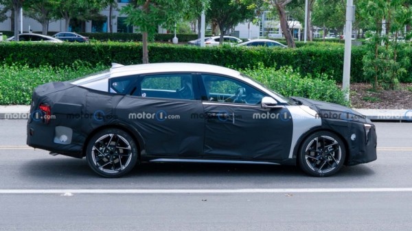 Новое поколение седана Kia Forte, может называться K4 Новое поколение седана Kia Forte, может называться K4