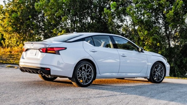 Опубликованы цены на Nissan Altima 2024 модельного года Опубликованы цены на Nissan Altima 2024 модельного года