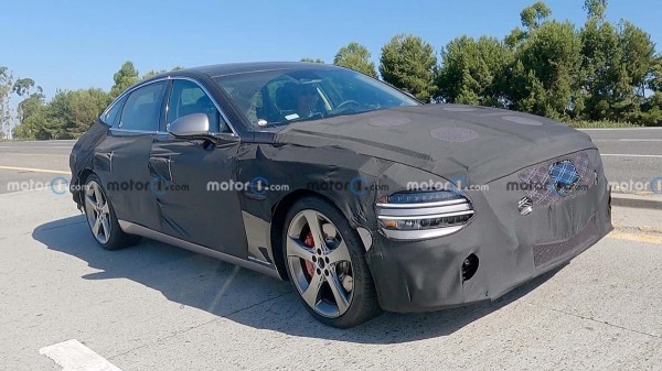 Опубликованы фотографии обновленного седана Genesis G80 Опубликованы фотографии обновленного седана Genesis G80