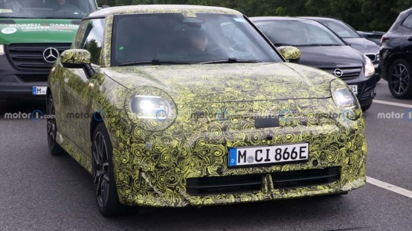 Представлен рендер на мощный электромобиль Mini John Cooper Works 
