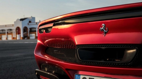 Продажи Ferrari указывают на большую популярность именно гибридных моделей Продажи Ferrari указывают на большую популярность именно гибридных моделей