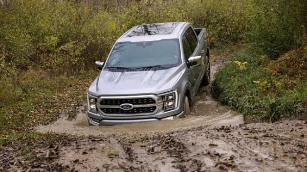 Производство электрического пикапа Ford F-150 Lightning восстановлено Производство электрического пикапа Ford F-150 Lightning восстановлено