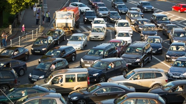 «РГ»: Эксперты рассказали, чем опасны пригнанные из-за рубежа автомашины 