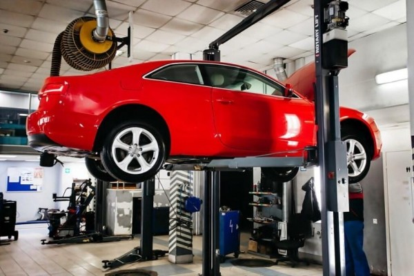 Российские автовладельцы начали экономить на обслуживании своих автомобилей