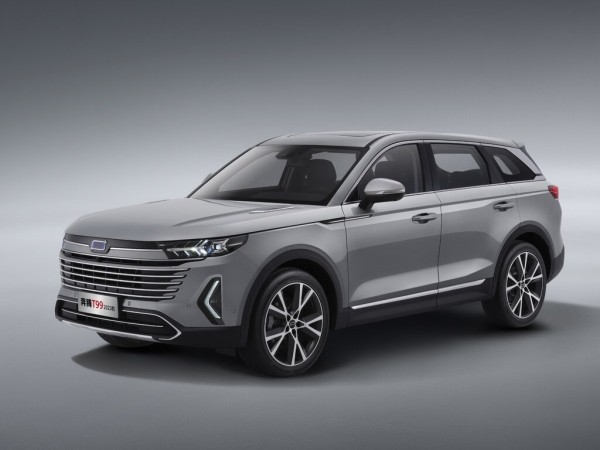 В России три модели FAW подорожали после роста ставки утильсбора 