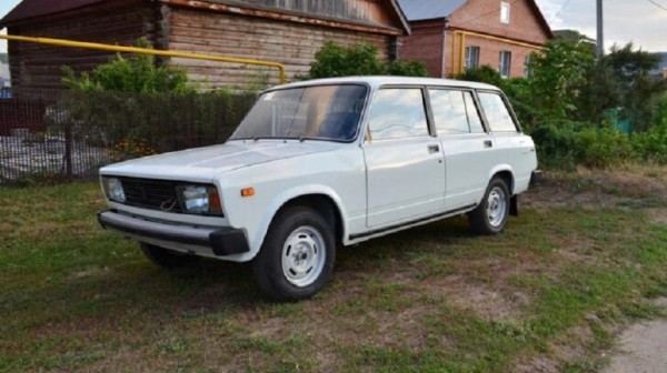 В России в продаже появилась «капсула времени» ВАЗ-2104 с пробегом 10 км по цене в 10 млн рублей В России в продаже появилась «капсула времени» ВАЗ-2104 с пробегом 10 км по цене в 10 млн рублей