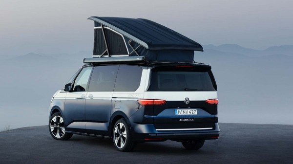 В Сети появился видеообзор на туристический кемпер VW T7 California 