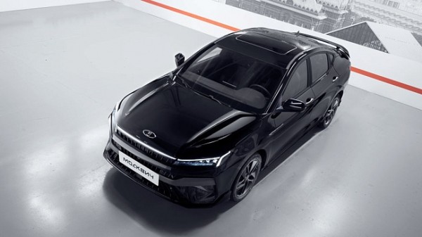 Золотой Bugatti Chiron Super Sport дебютирует 10 августа